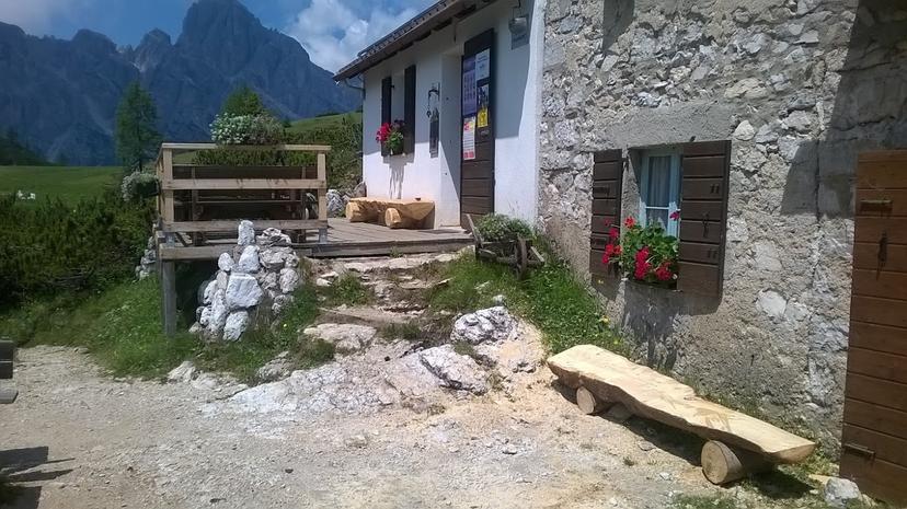 Rifugio Sommariva am Pramperet image 1