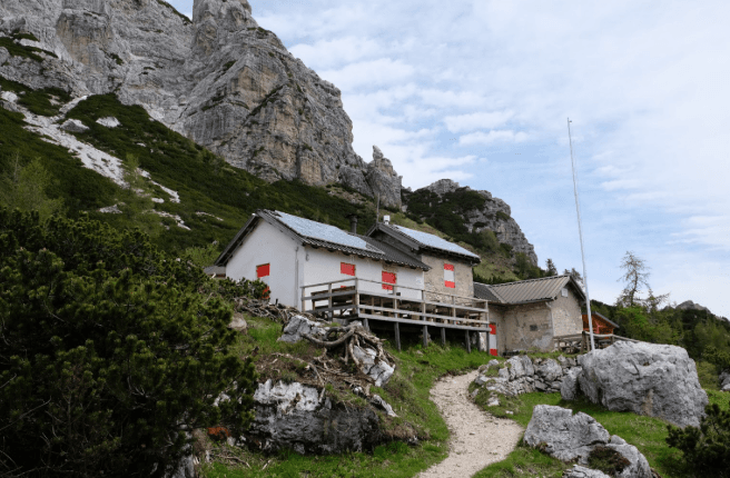 Rifugio Sommariva al Pramperet image 1